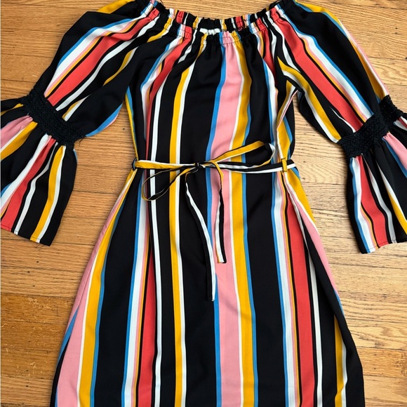 Chic Striped Off-Shoulder Mini Dress - Picture 2 of 6